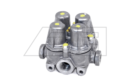 Four-circuit protection valve - 824396